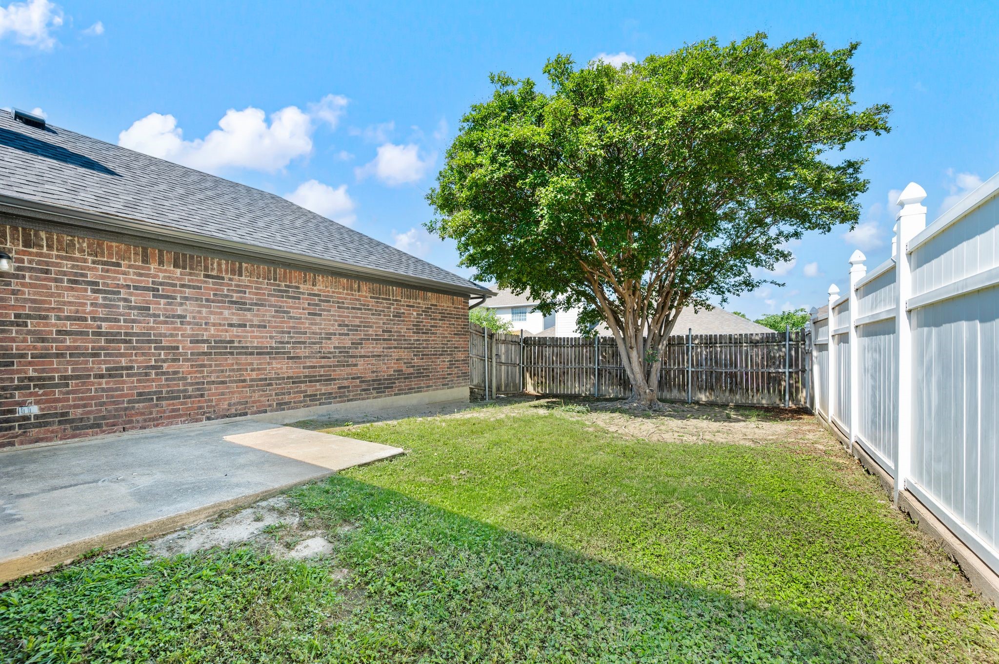 6913 Indiana Avenue Fort Worth TX 76137