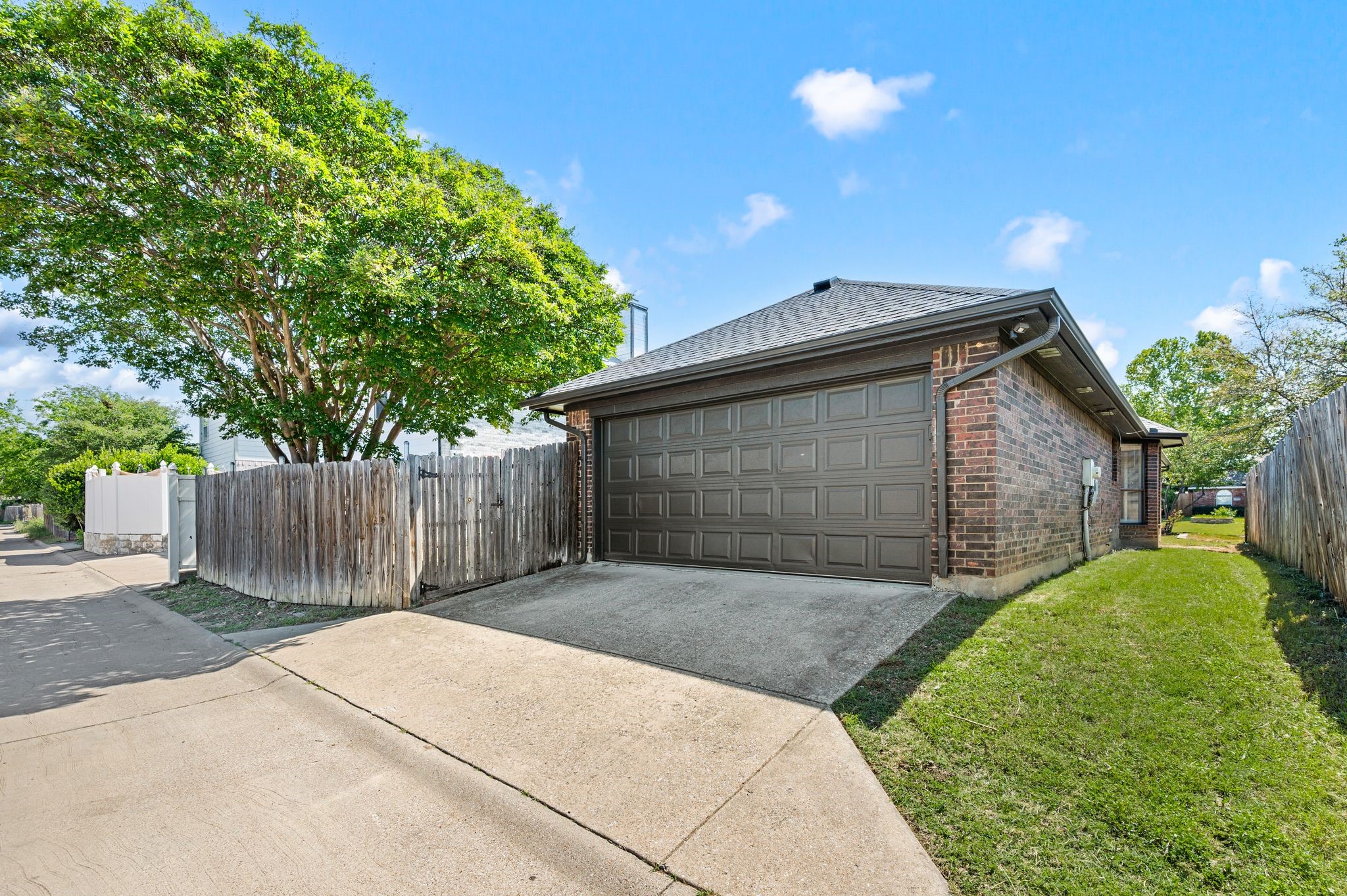 6913 Indiana Avenue Fort Worth TX 76137