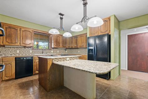 7 Fox Hollow Road Joshua TX 76058