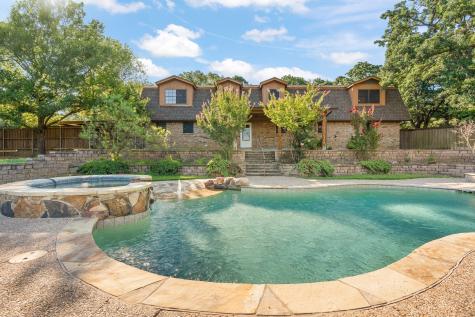 7 Fox Hollow Road Joshua TX 76058