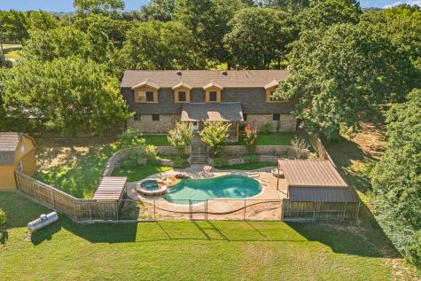 7 Fox Hollow Road Joshua TX 76058