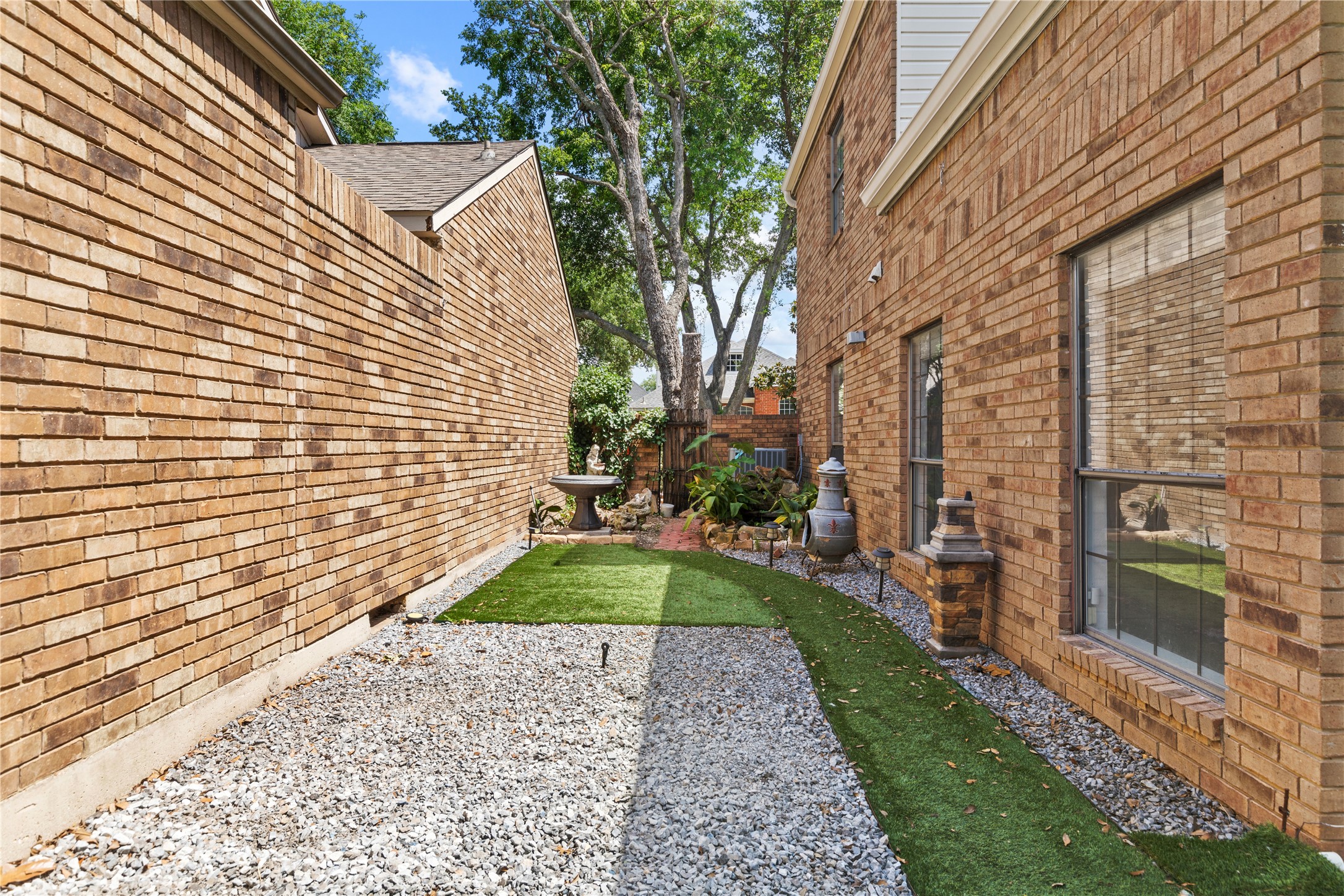 2707 Garden Springs Drive Richardson TX 75082