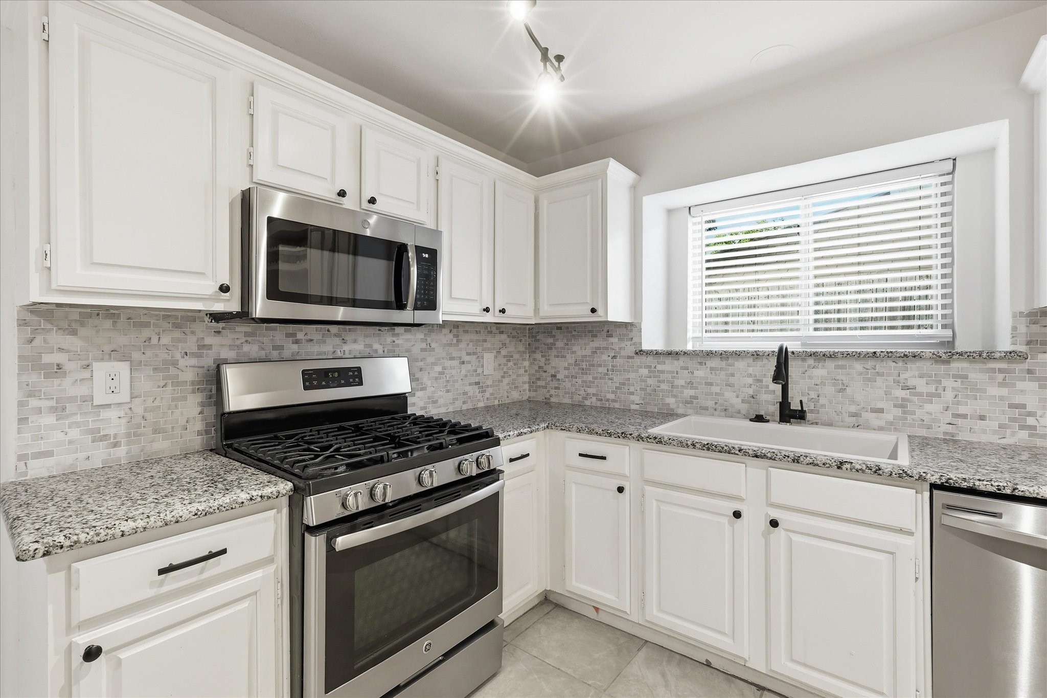 1824 Chatham Drive Flower Mound TX 75028