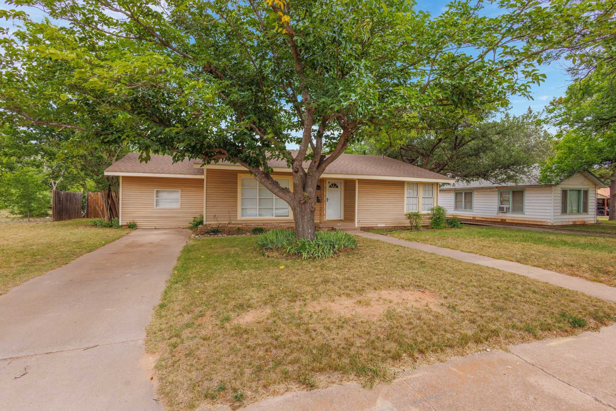 2033 Highland Avenue Abilene TX 79605