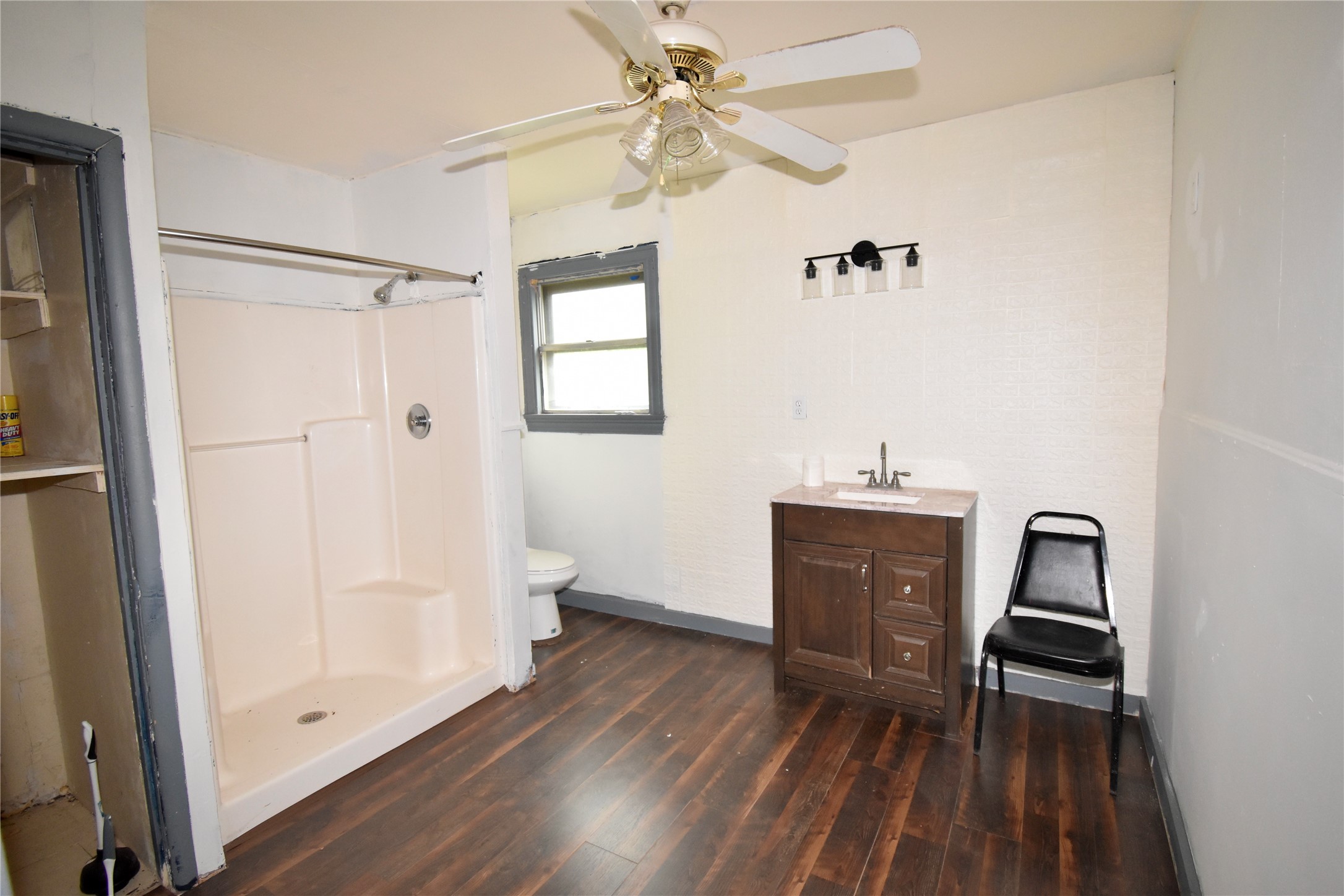 1511 S High Street Brady TX 76825