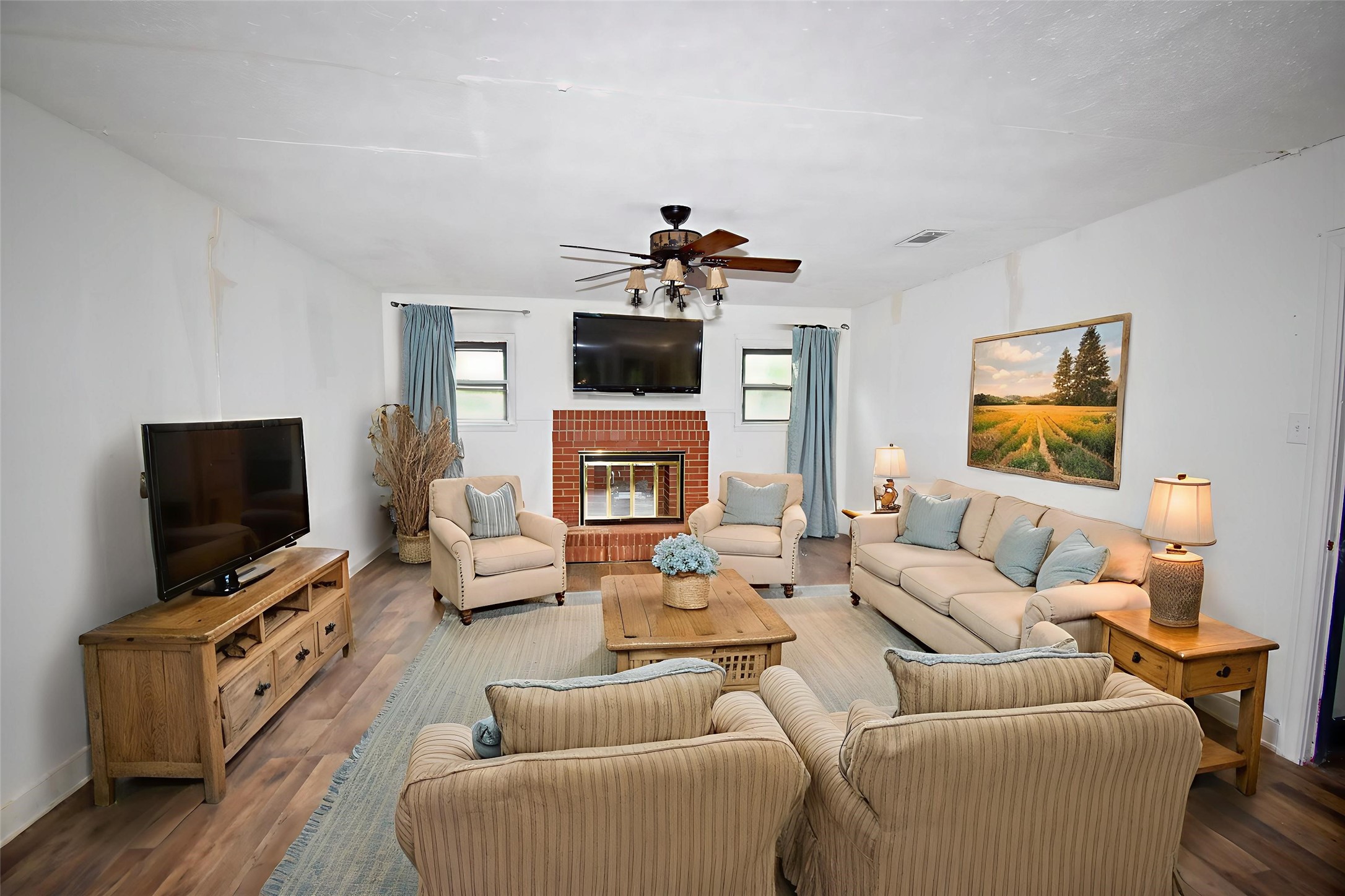 1511 S High Street Brady TX 76825