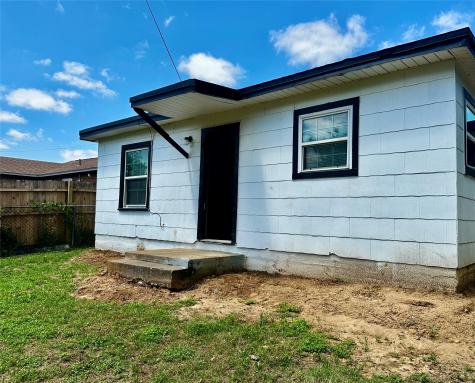 3613 Castleman Street Fort Worth TX 76119