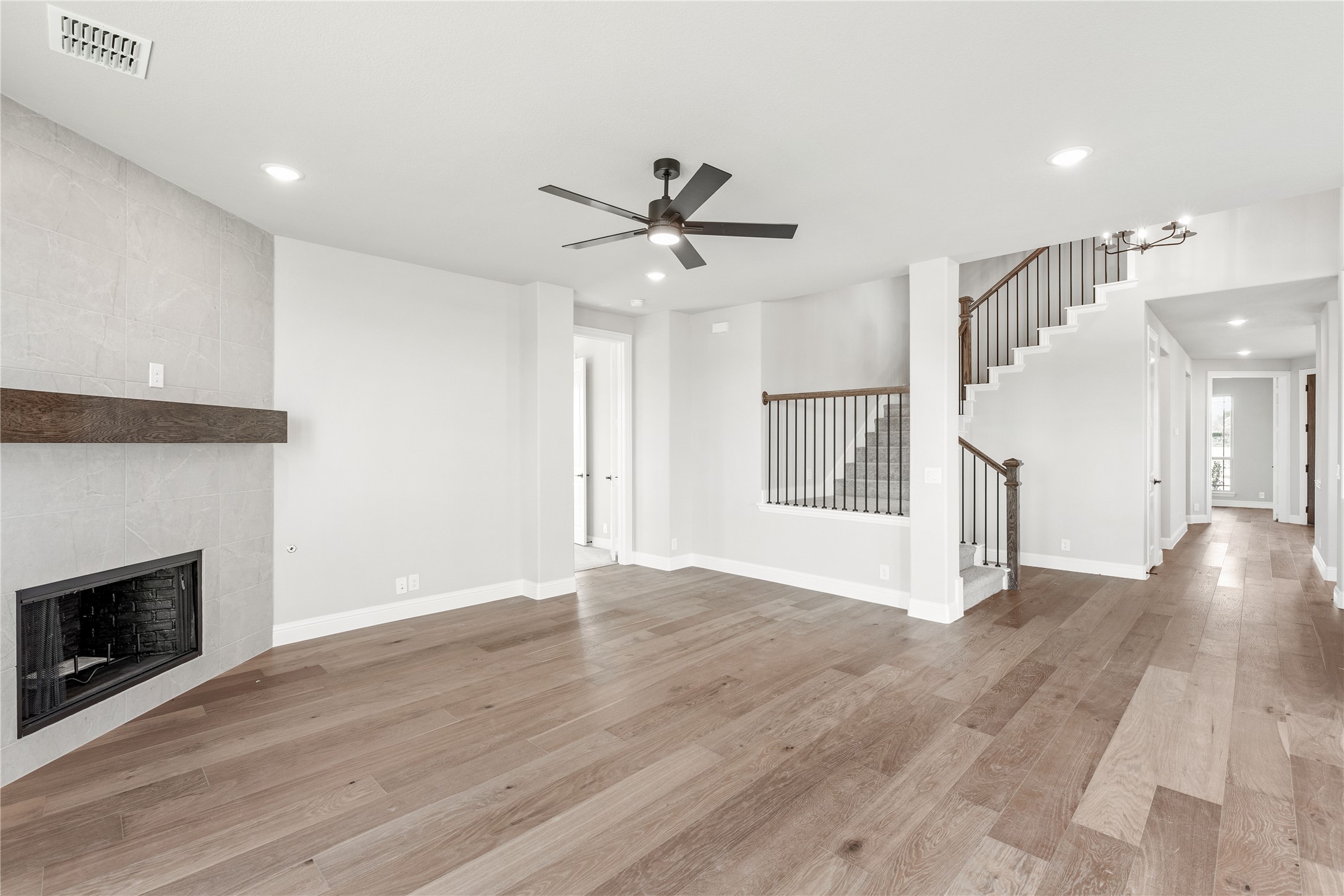 590 Crystal Lake Lane Red Oak TX 75154
