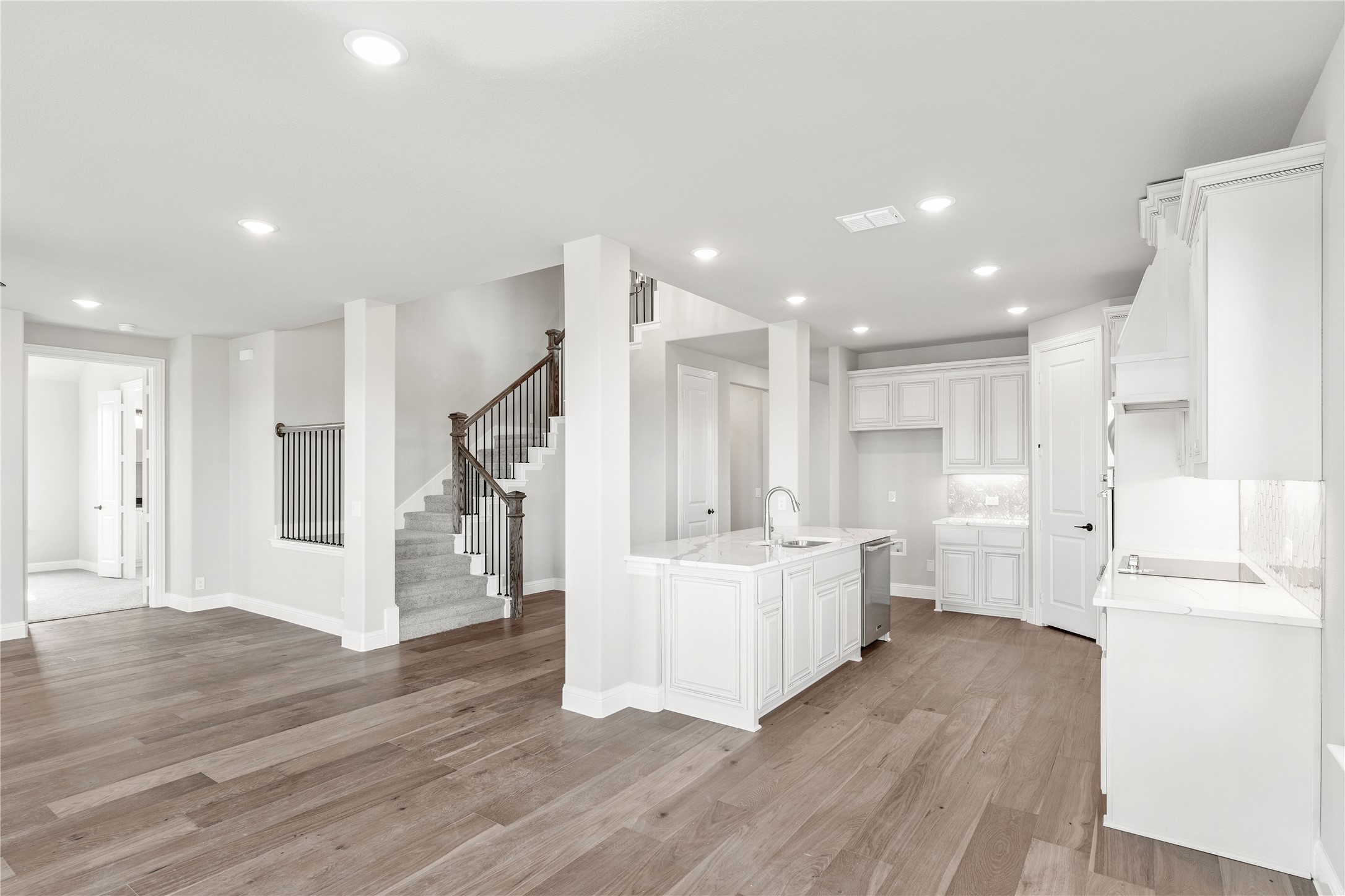 590 Crystal Lake Lane Red Oak TX 75154