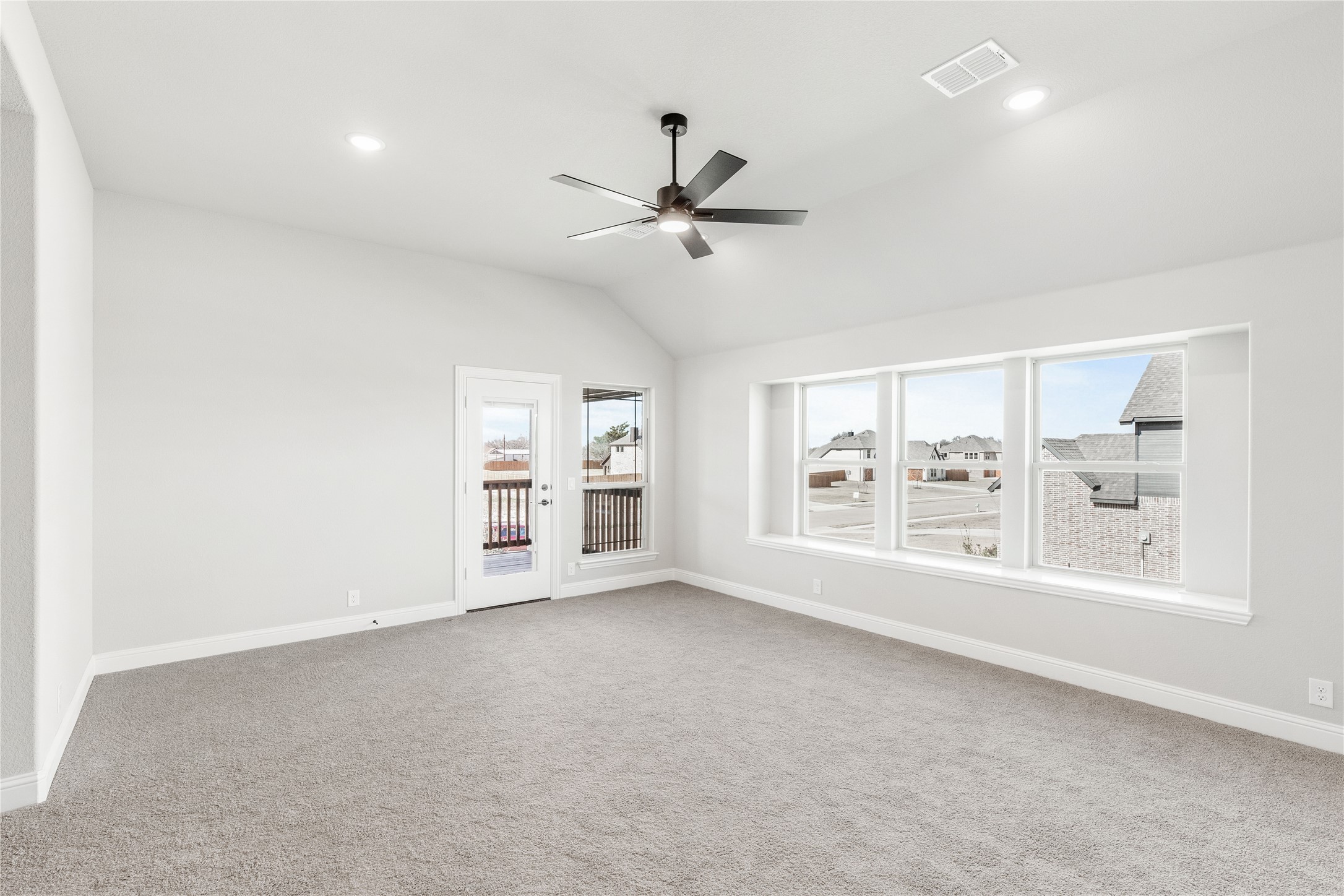 590 Crystal Lake Lane Red Oak TX 75154