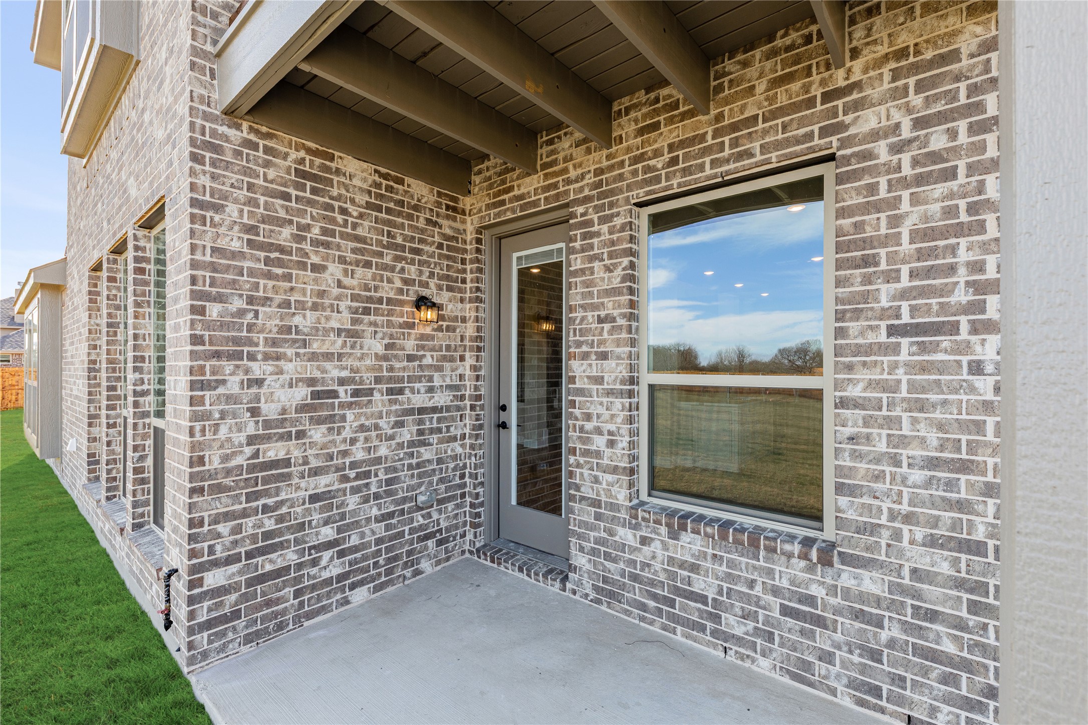 590 Crystal Lake Lane Red Oak TX 75154