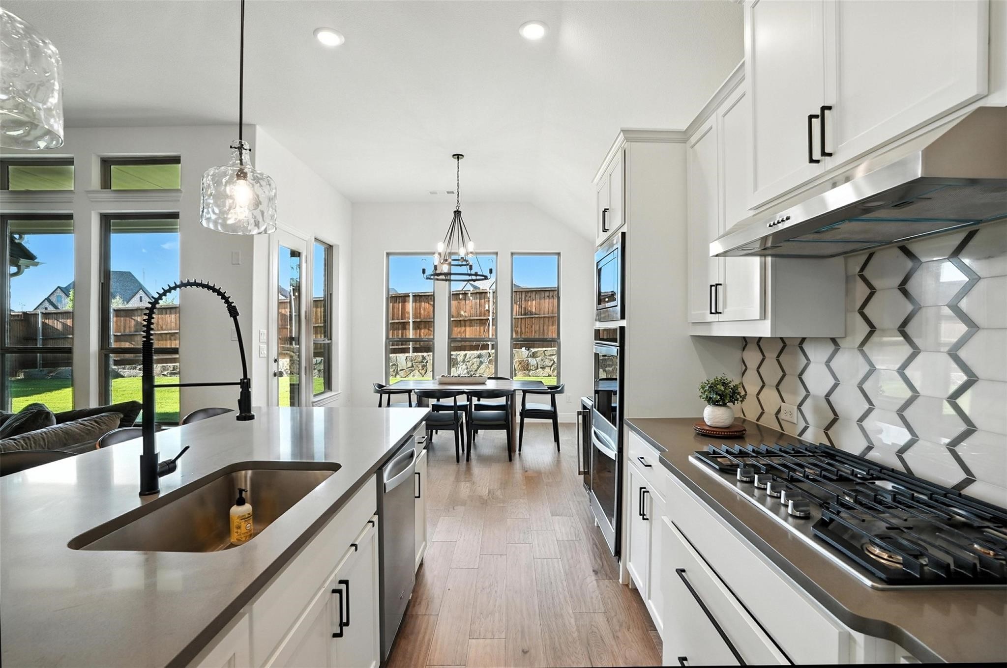 716 Colt Drive Aubrey TX 76227