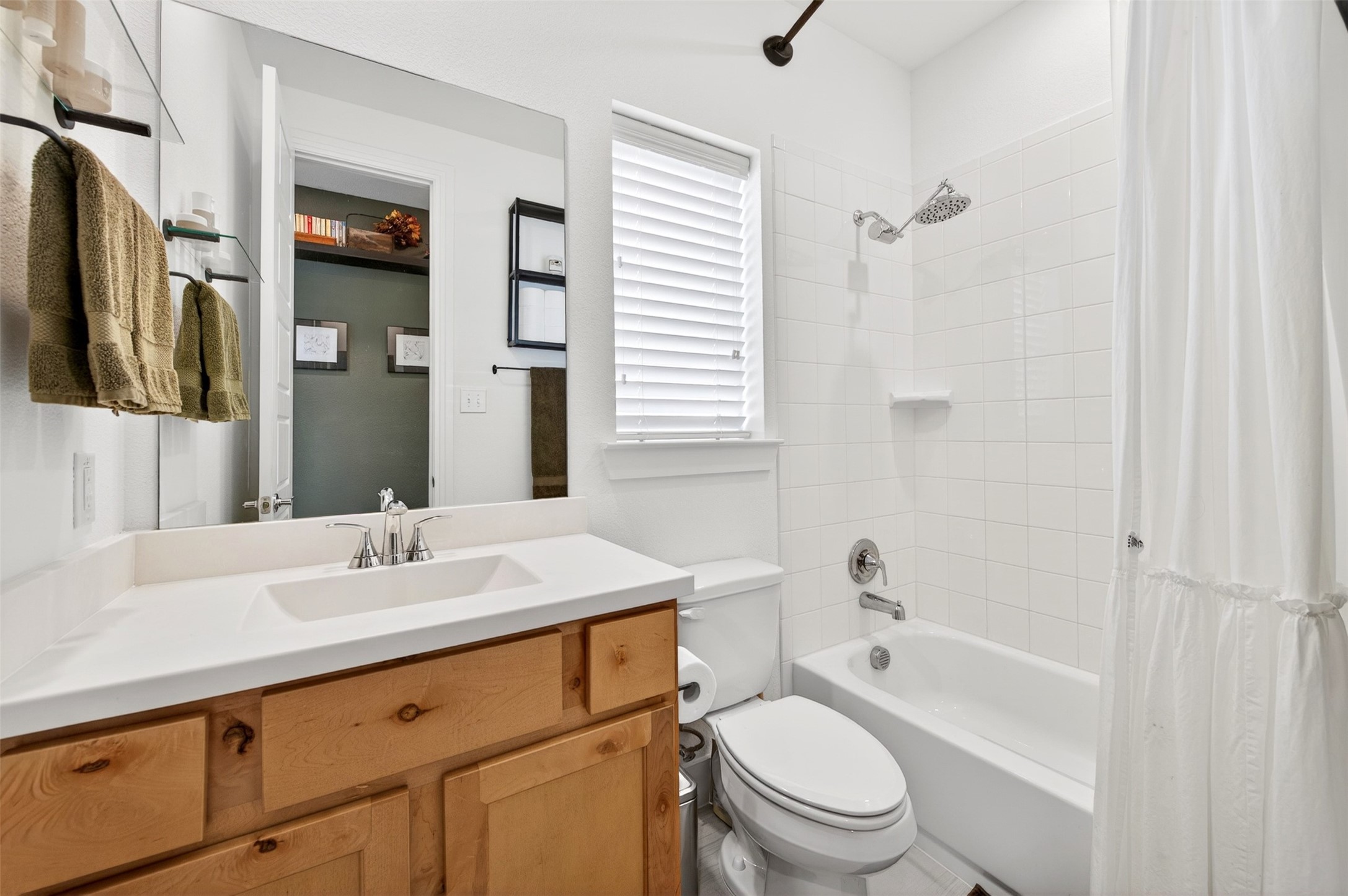 1826 Eagle Landing Van Alstyne TX 75495
