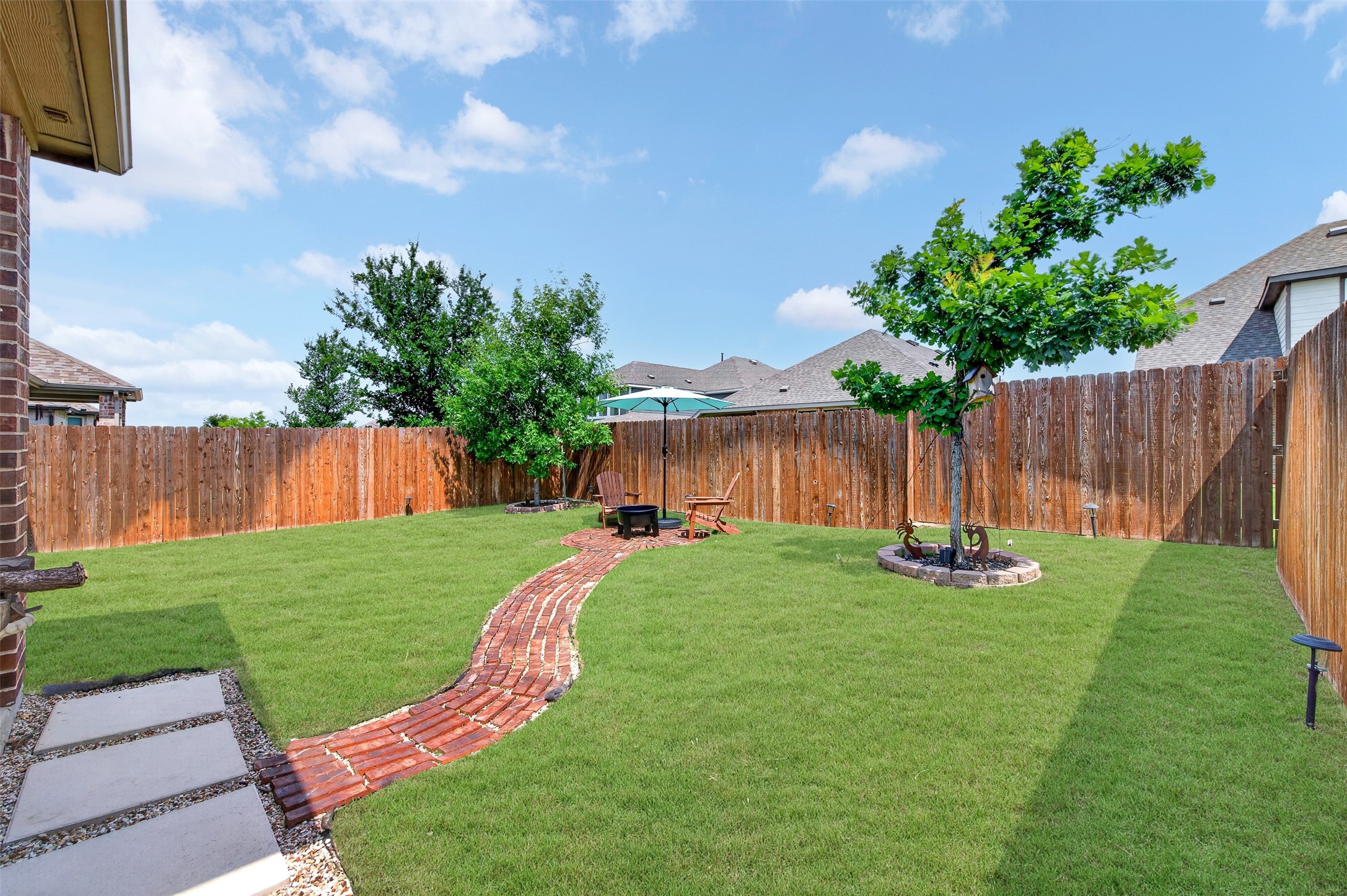 1826 Eagle Landing Van Alstyne TX 75495