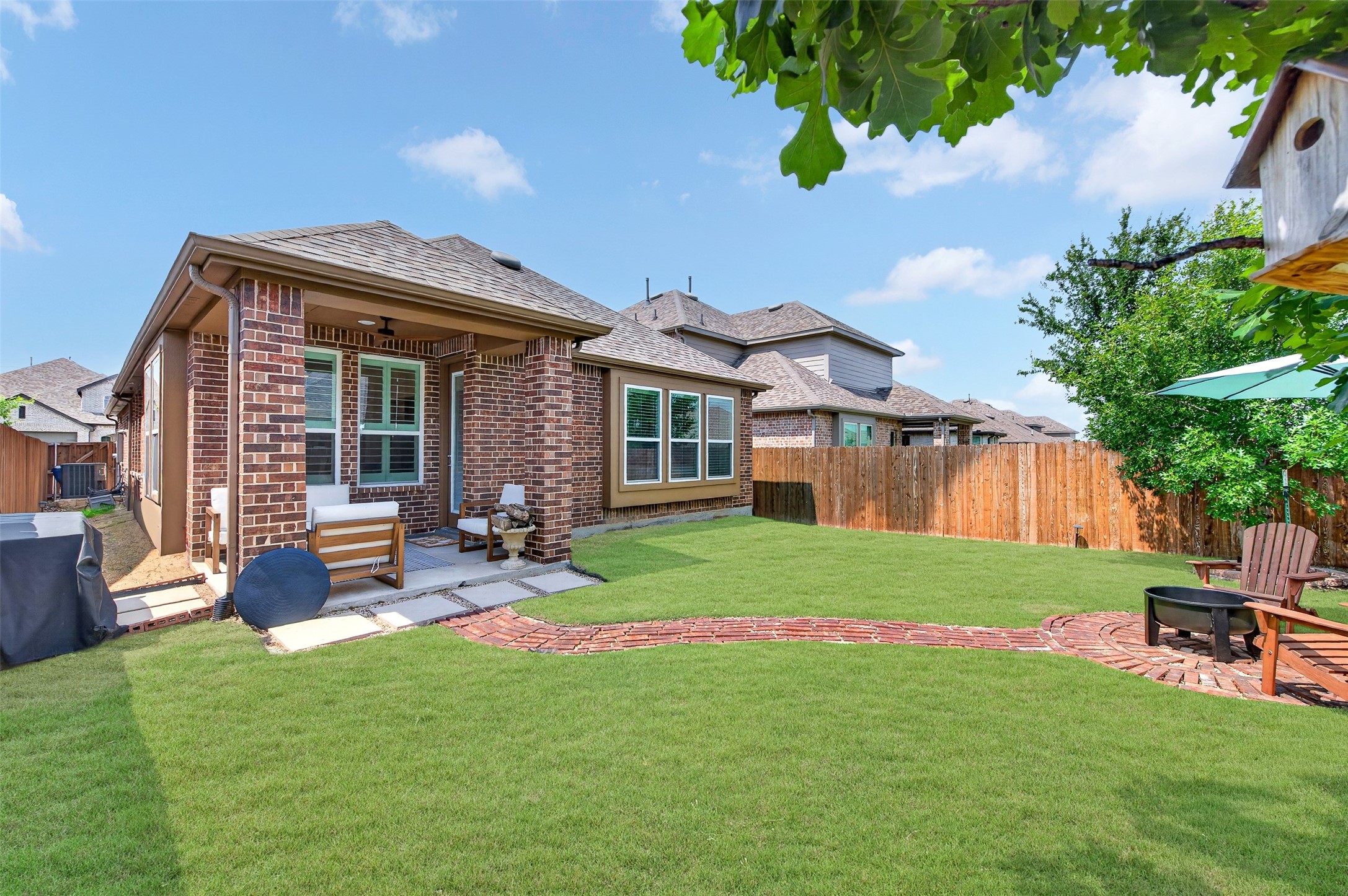 1826 Eagle Landing Van Alstyne TX 75495