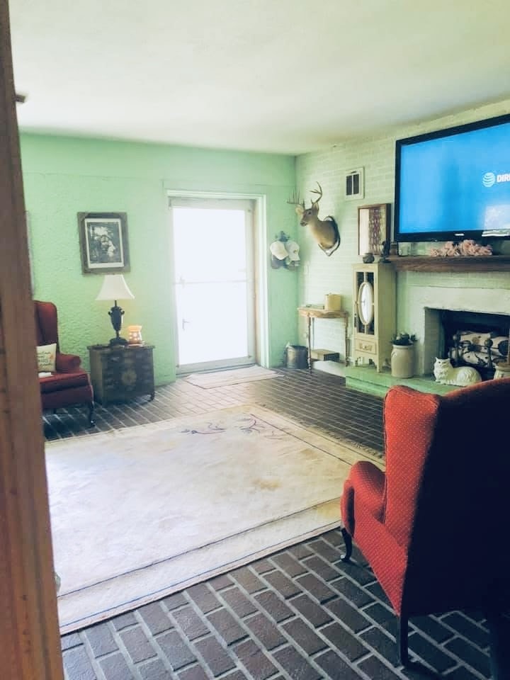 1005 S Access Road Clyde TX 79510