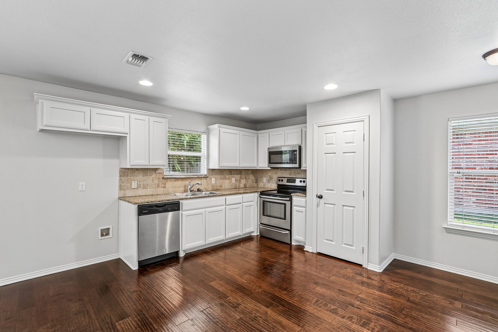 3017 N Hickory Street Sherman TX 75092