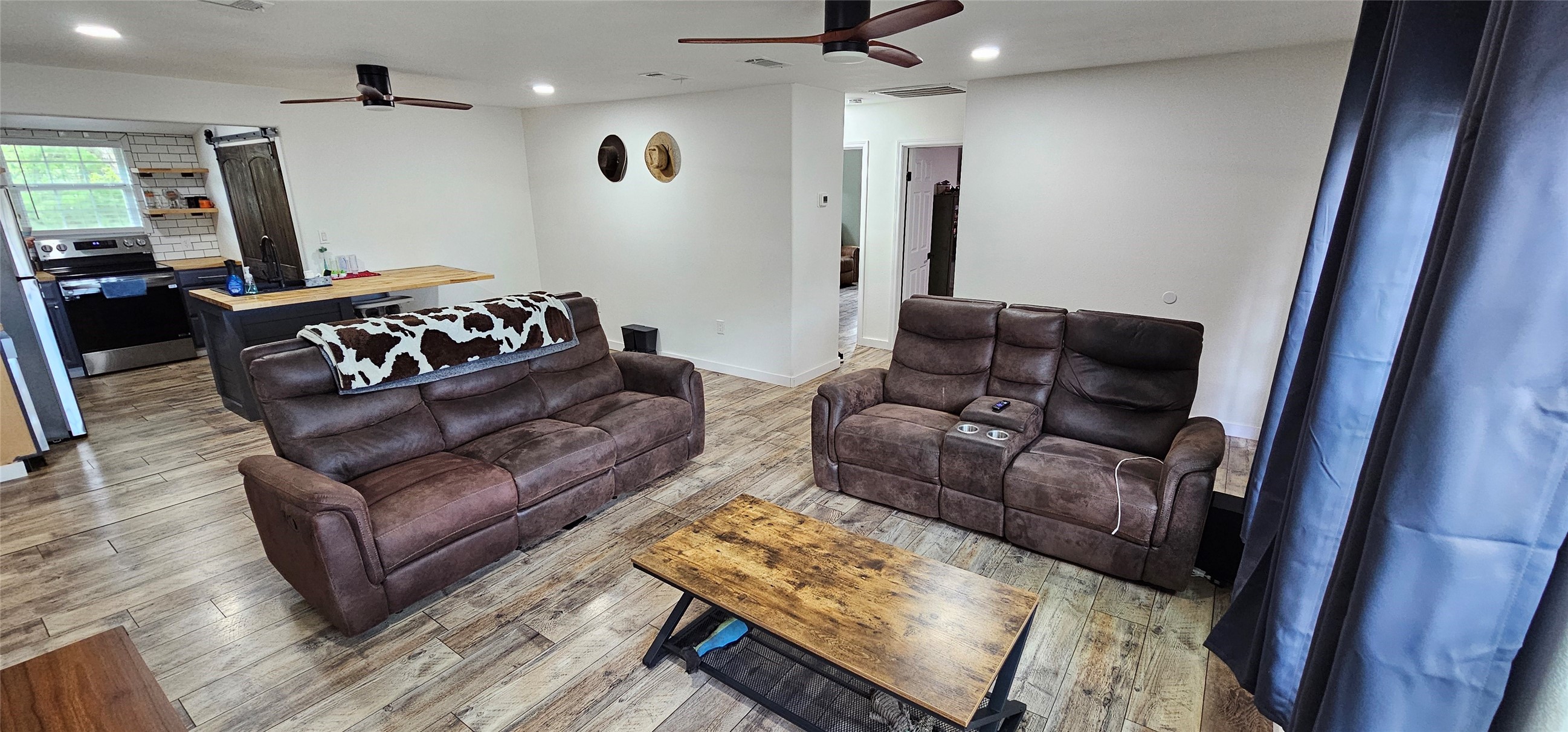 225 S Avenue D Cross Plains TX 76443