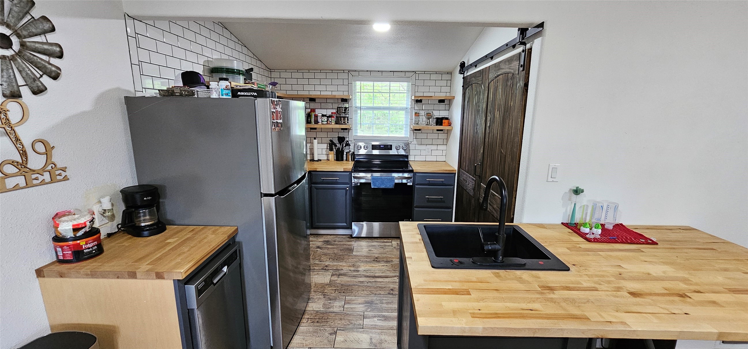 225 S Avenue D Cross Plains TX 76443