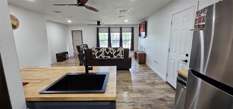 225 S Avenue D Cross Plains TX 76443