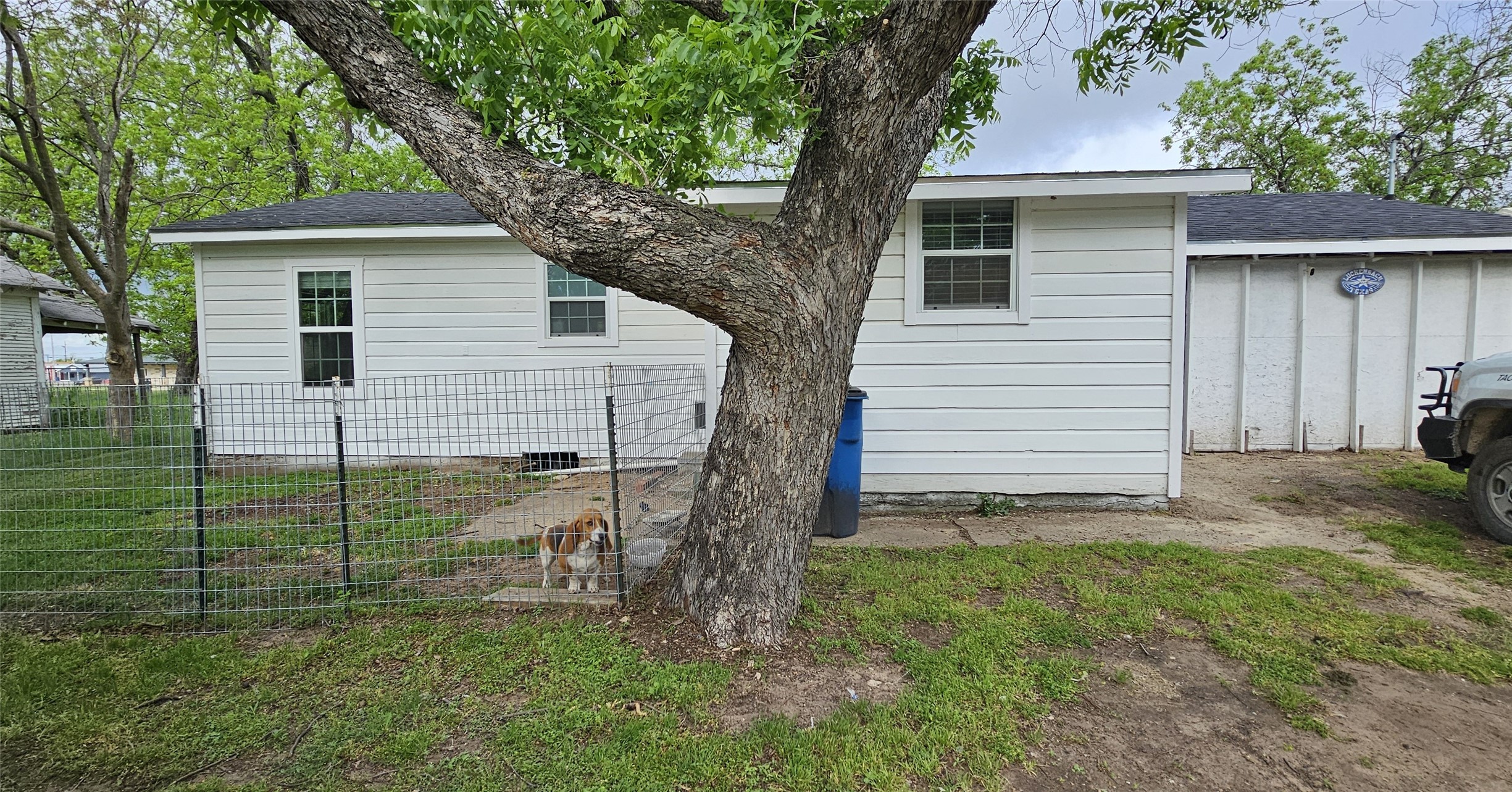 225 S Avenue D Cross Plains TX 76443