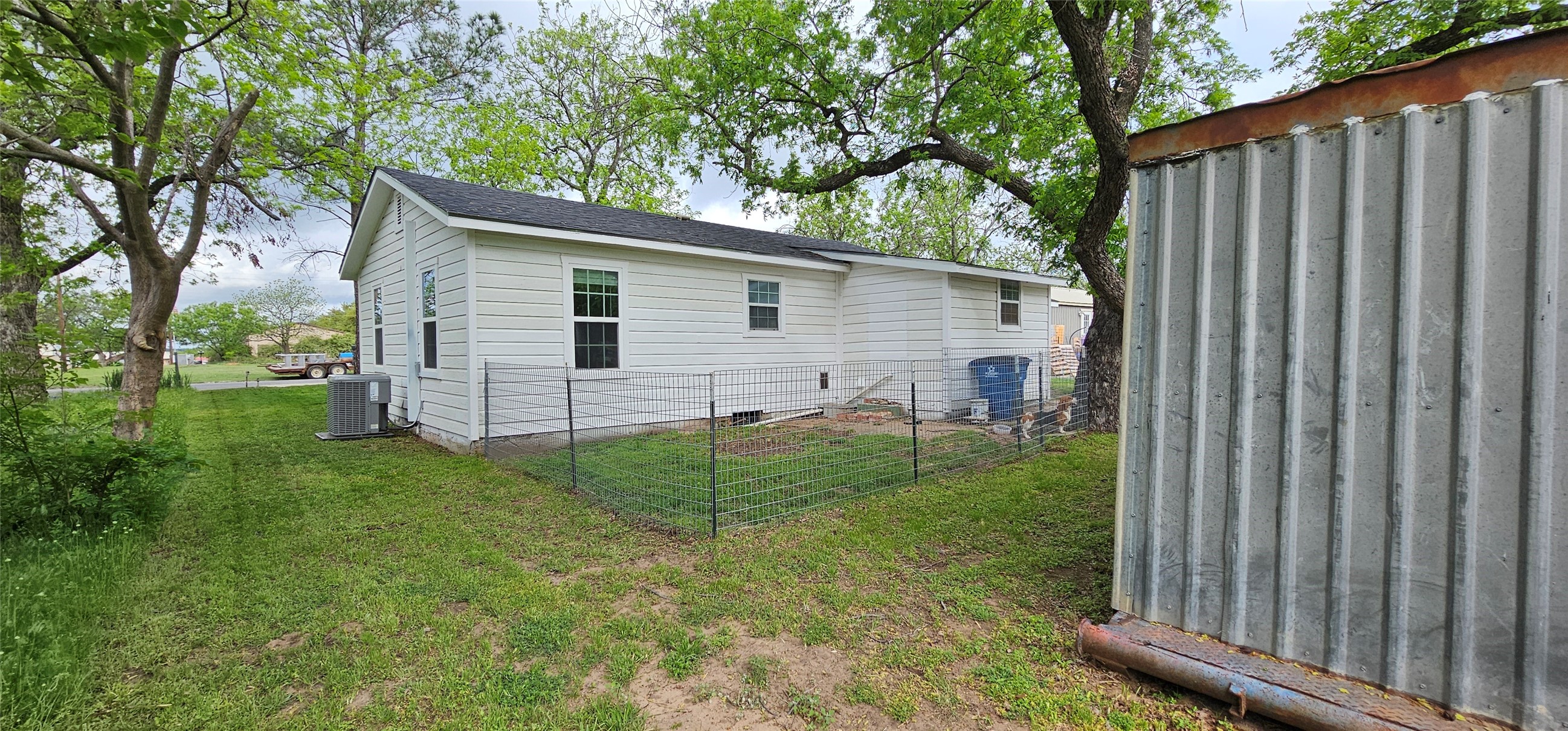 225 S Avenue D Cross Plains TX 76443