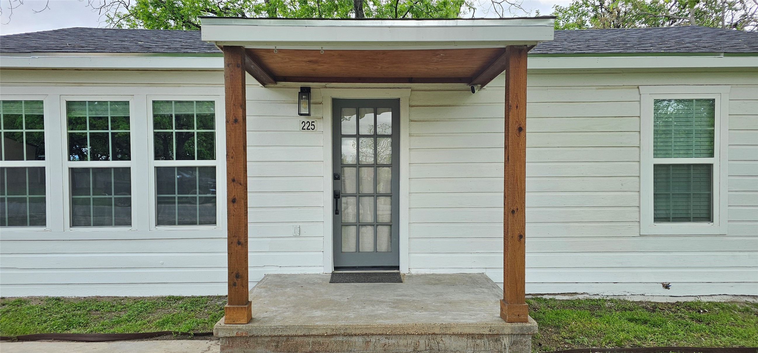 225 S Avenue D Cross Plains TX 76443