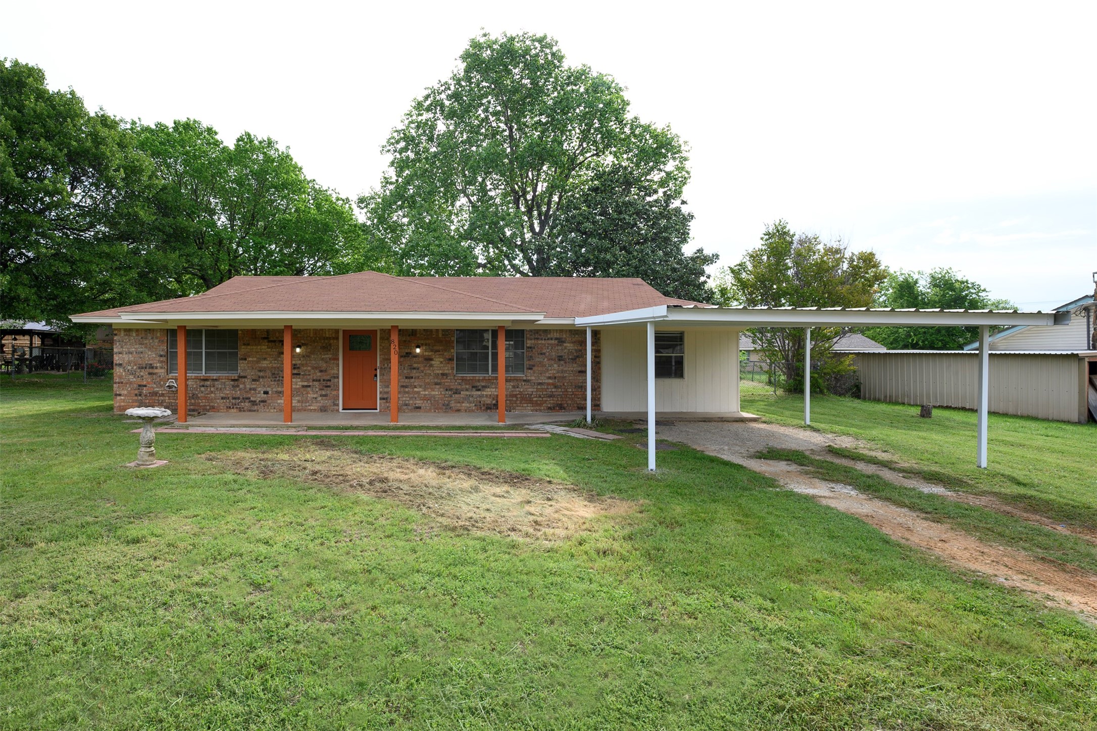 820 N Avenue A Springtown TX 76082
