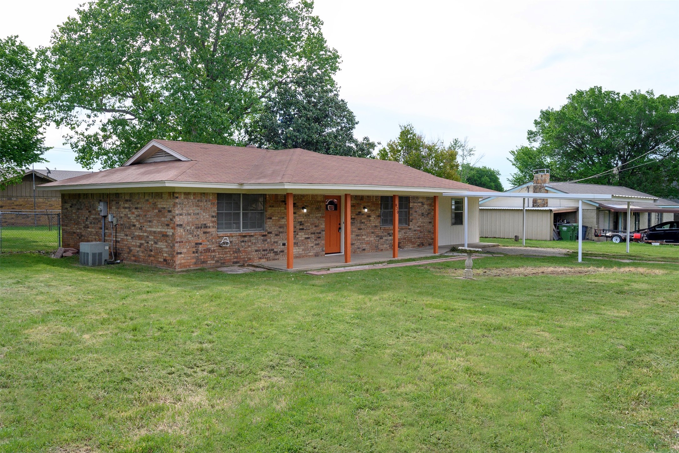 820 N Avenue A Springtown TX 76082