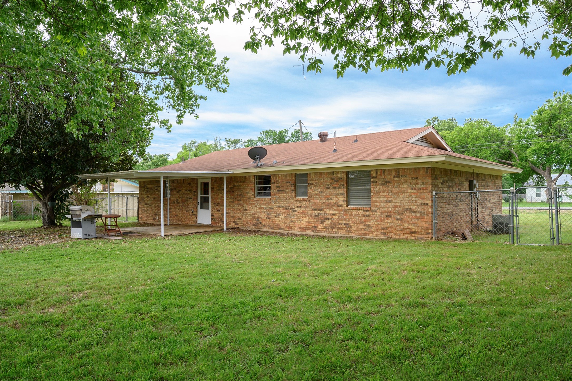 820 N Avenue A Springtown TX 76082