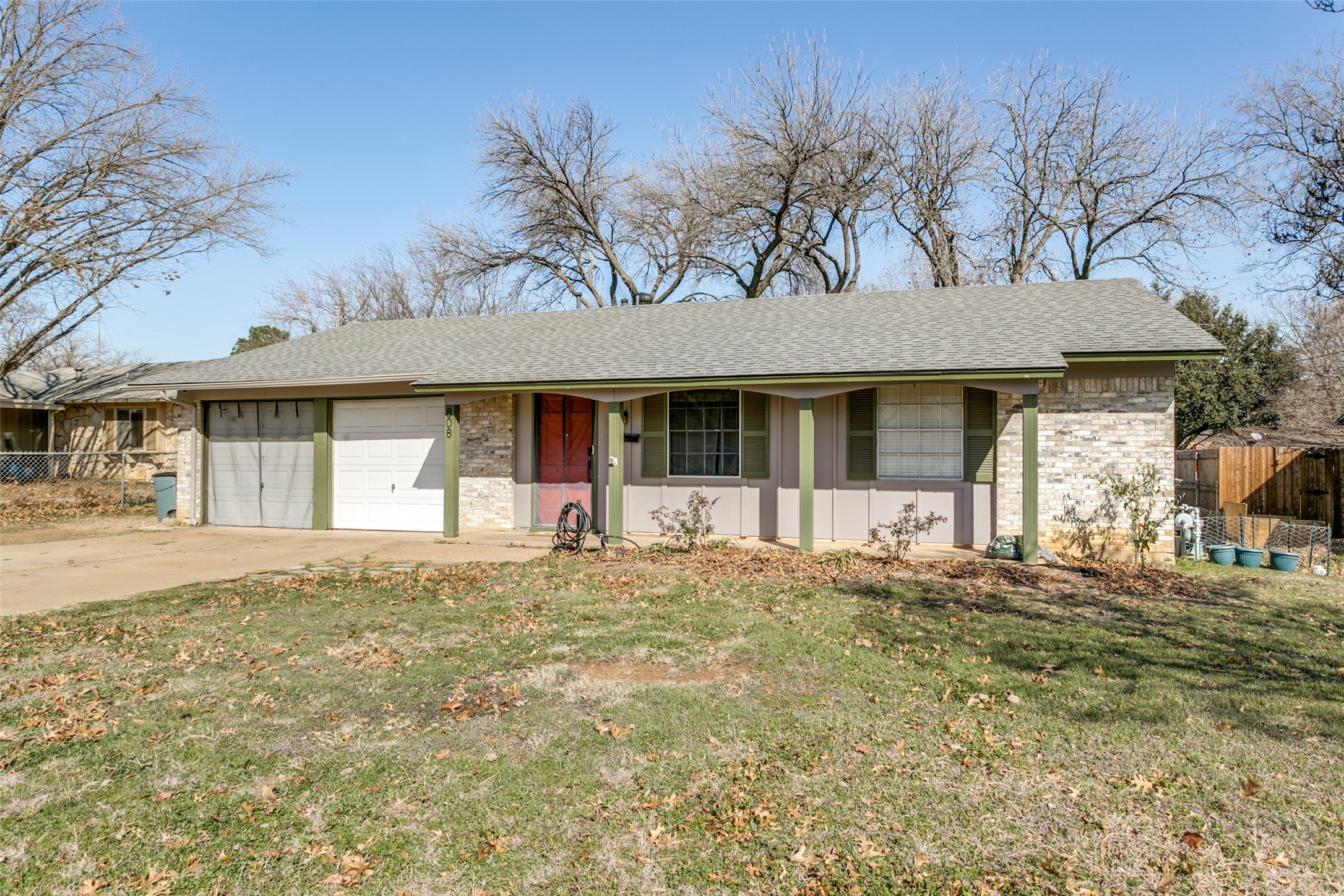 808 Fayette Drive Euless TX 76039