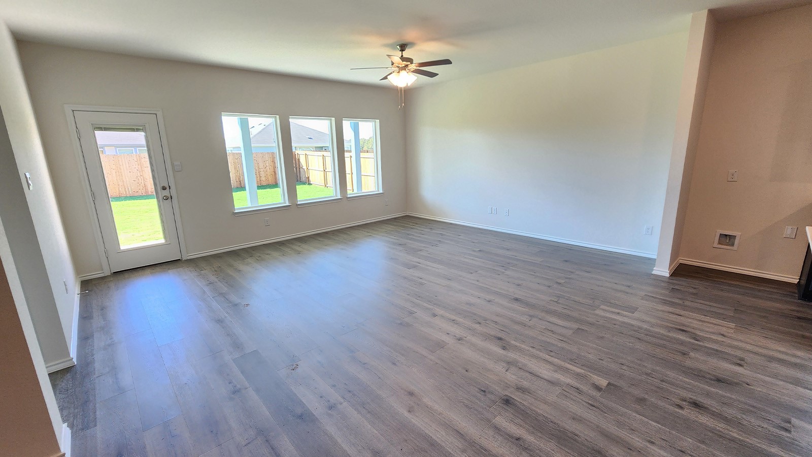1206 Breezy Oak Drive Nevada TX 75173