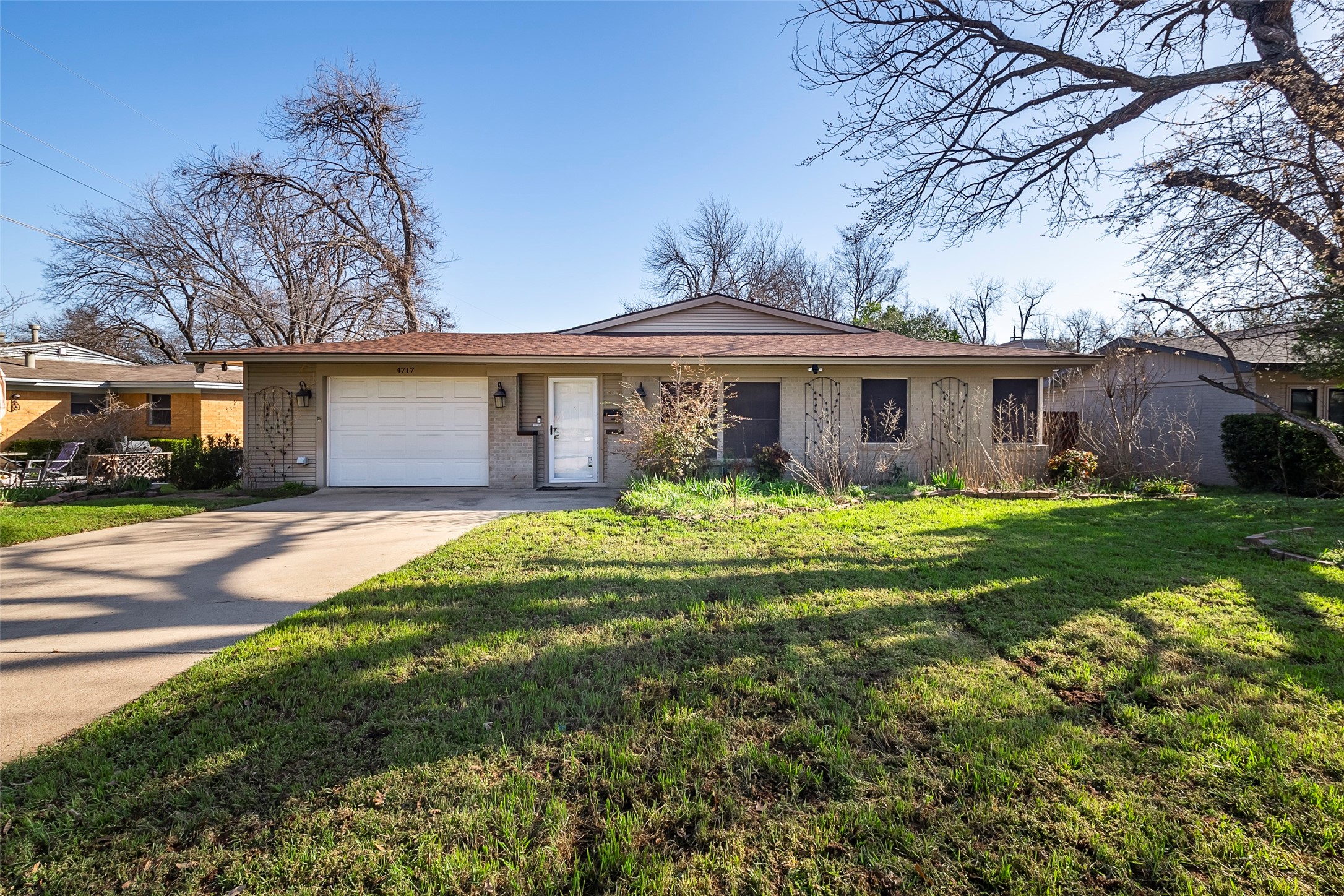 4717 Staples Avenue Fort Worth TX 76133