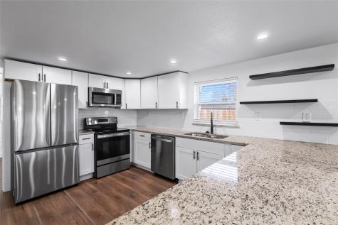 1700 S Edgewood Terrace Fort Worth TX 76105