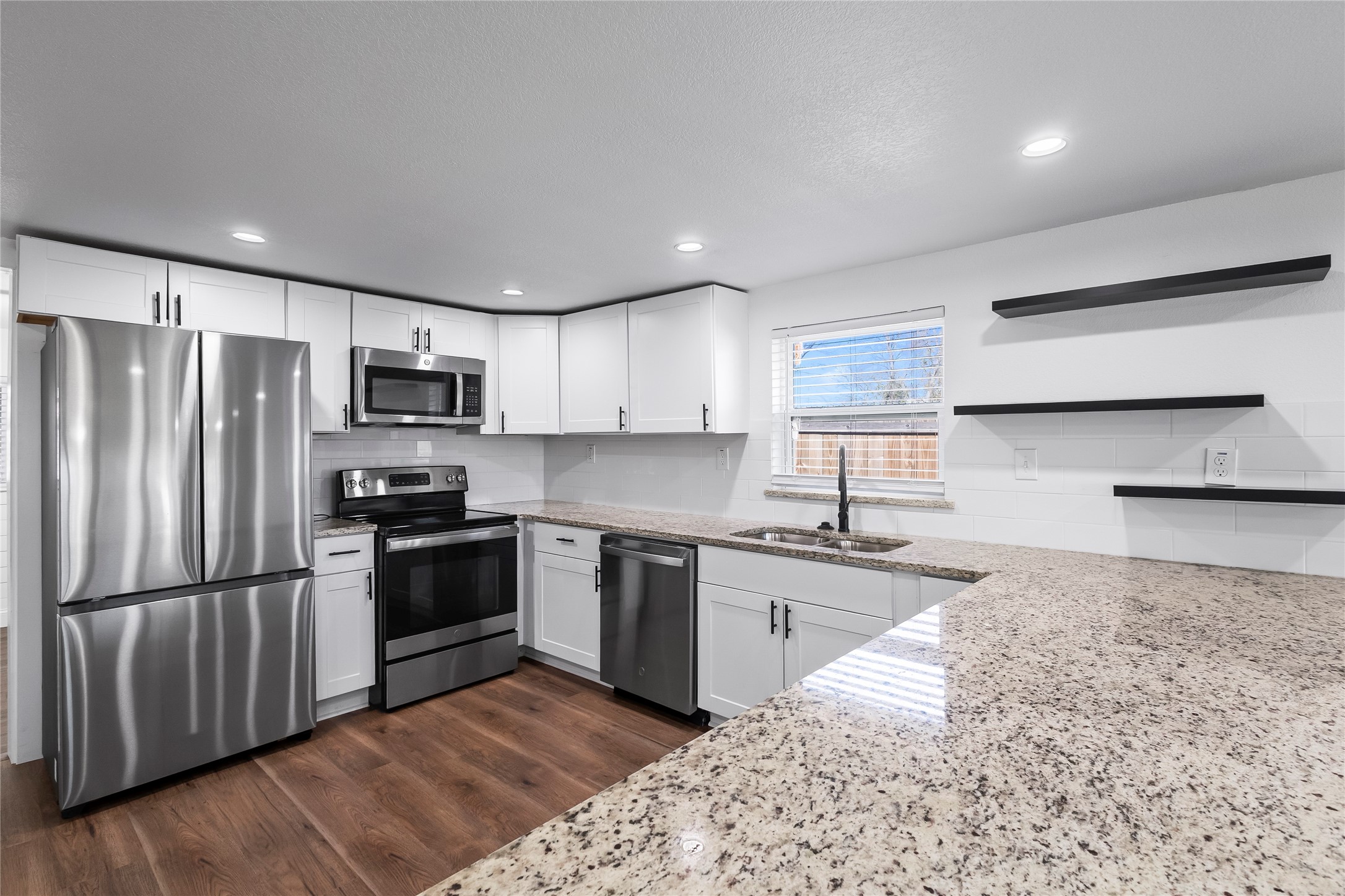 1700 S Edgewood Terrace Fort Worth TX 76105