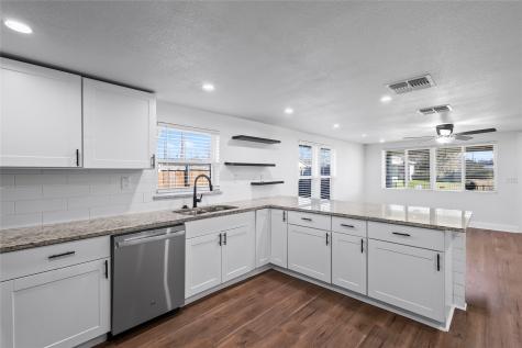 1700 S Edgewood Terrace Fort Worth TX 76105