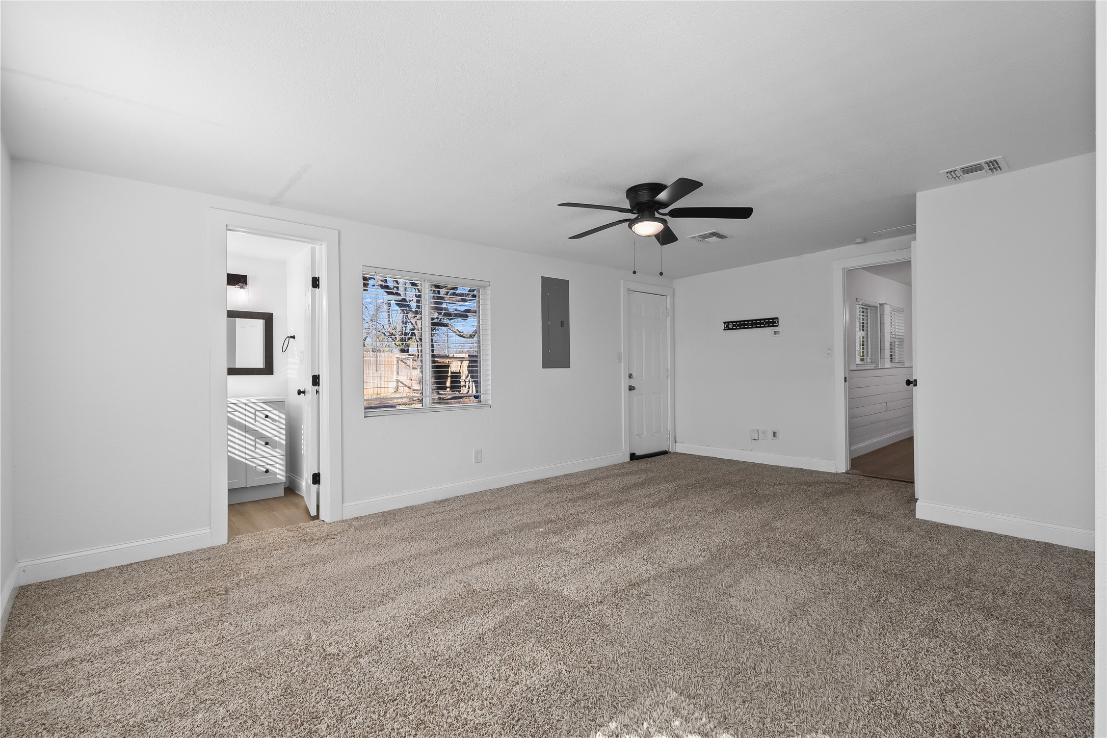 1700 S Edgewood Terrace Fort Worth TX 76105
