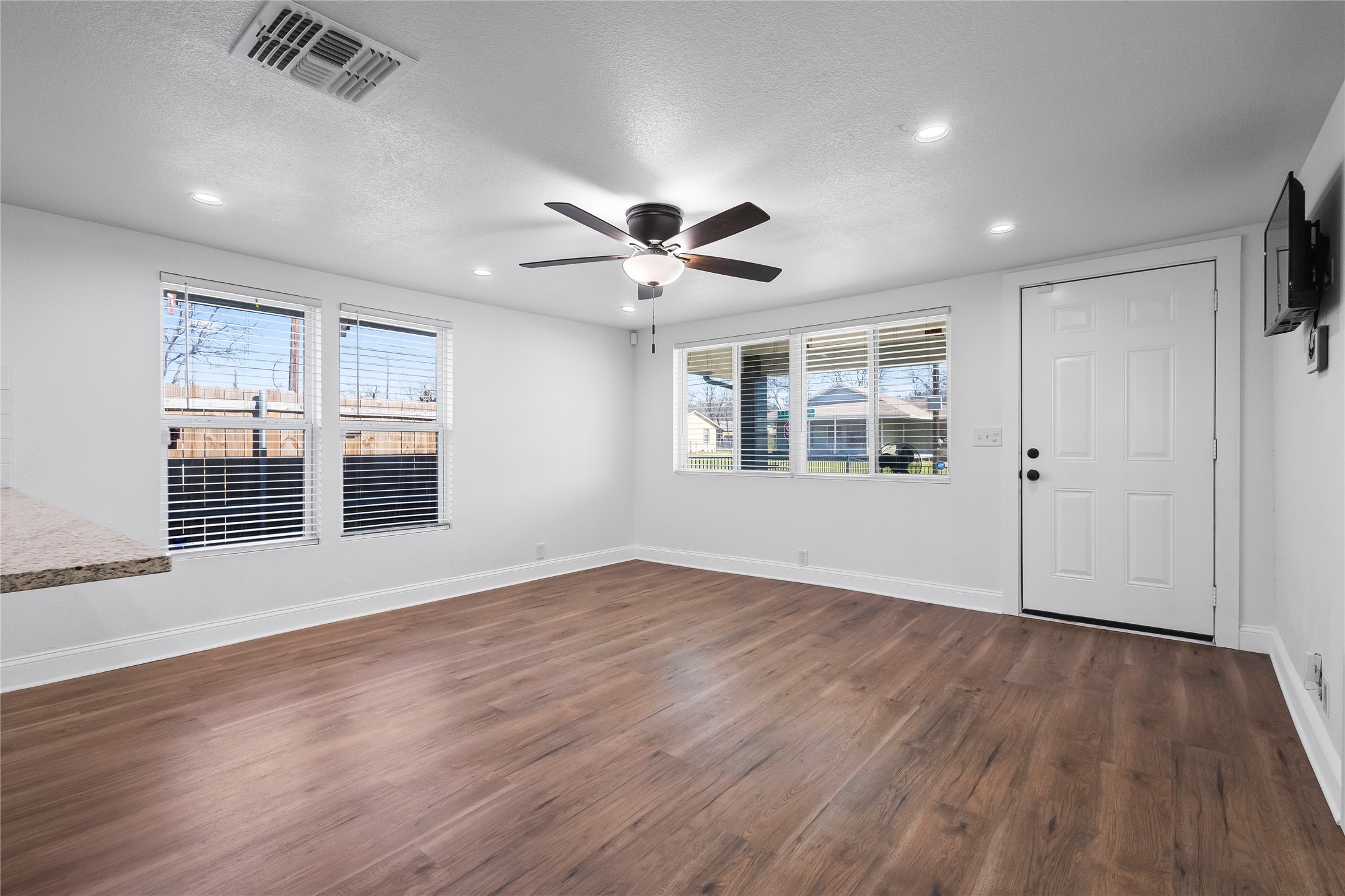 1700 S Edgewood Terrace Fort Worth TX 76105