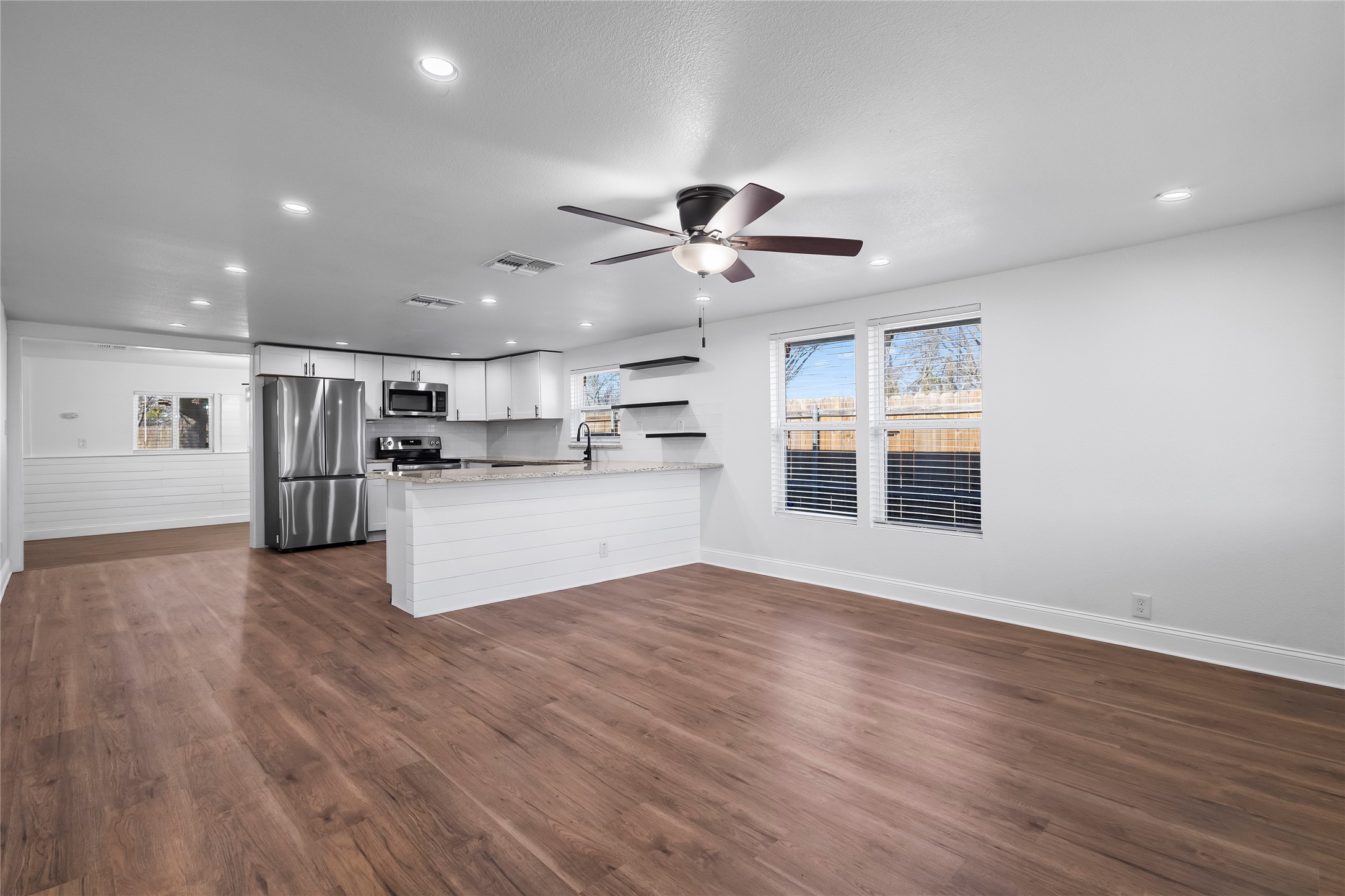 1700 S Edgewood Terrace Fort Worth TX 76105