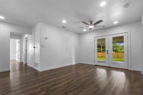 2006 Ridgeway Street Arlington TX 76010