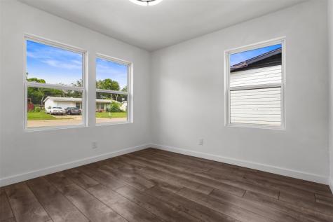 2006 Ridgeway Street Arlington TX 76010