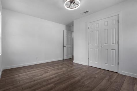 2006 Ridgeway Street Arlington TX 76010