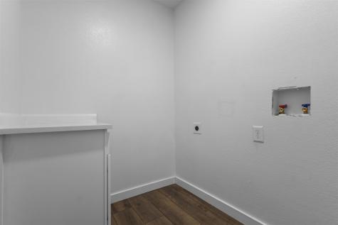 2006 Ridgeway Street Arlington TX 76010
