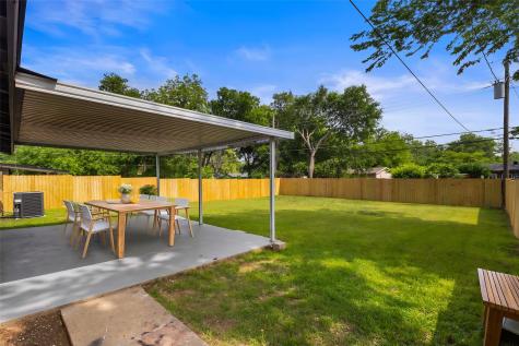 2006 Ridgeway Street Arlington TX 76010