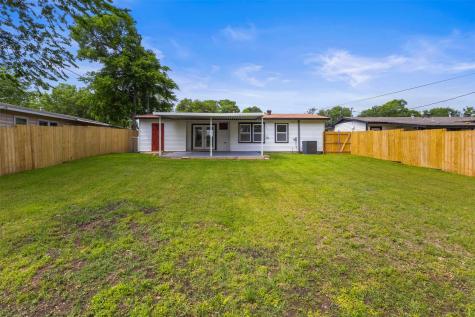 2006 Ridgeway Street Arlington TX 76010
