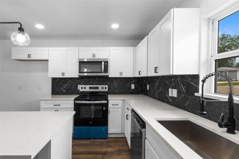 2006 Ridgeway Street Arlington TX 76010