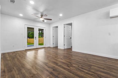 2006 Ridgeway Street Arlington TX 76010