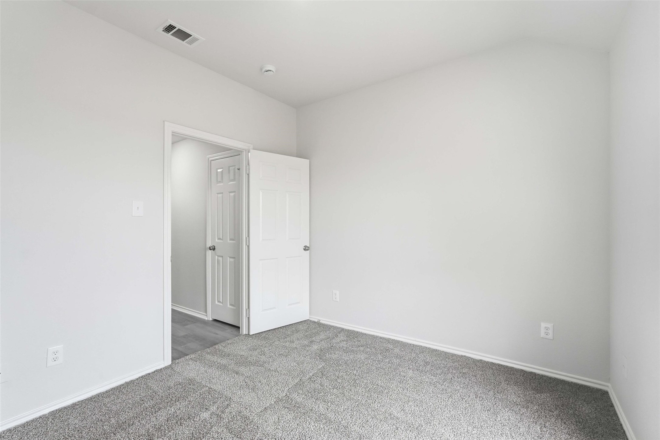 1050 Kim Lane Mesquite TX 75149