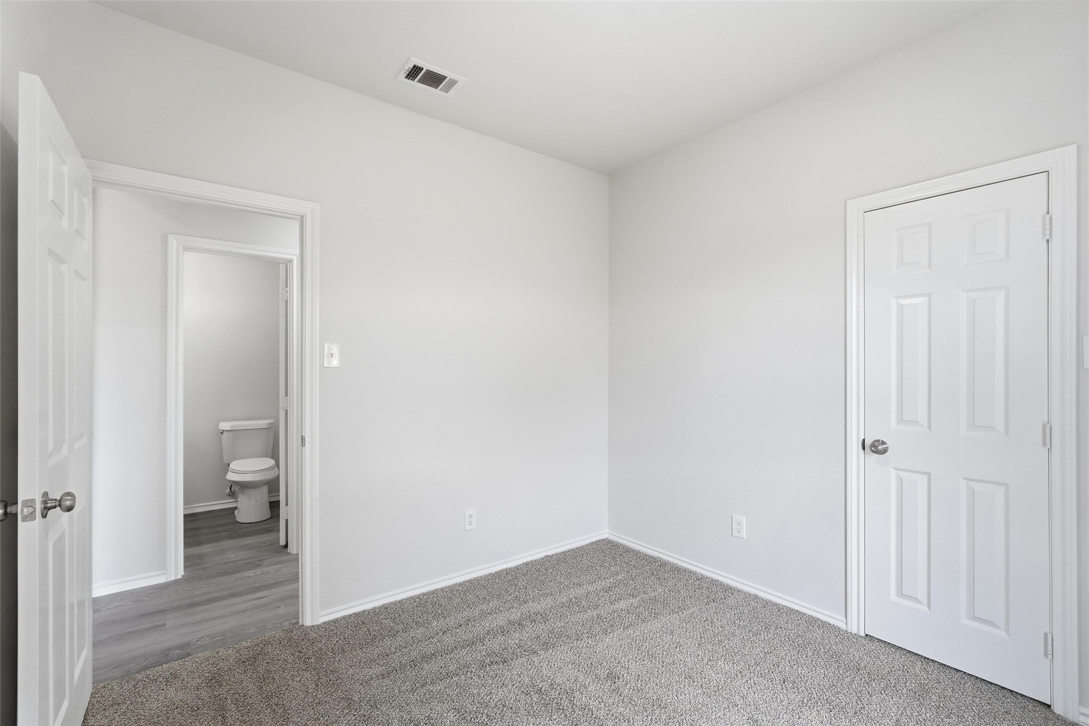 1050 Kim Lane Mesquite TX 75149