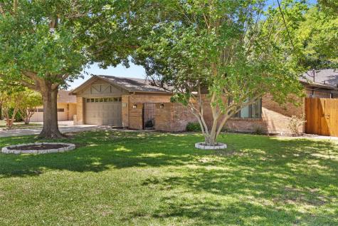 708 Tahiti Drive Granbury TX 76048